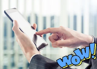 팔꿈치를 다친 뒤 질병코드와 보험 청구 가능 여부를 확인하는 장면